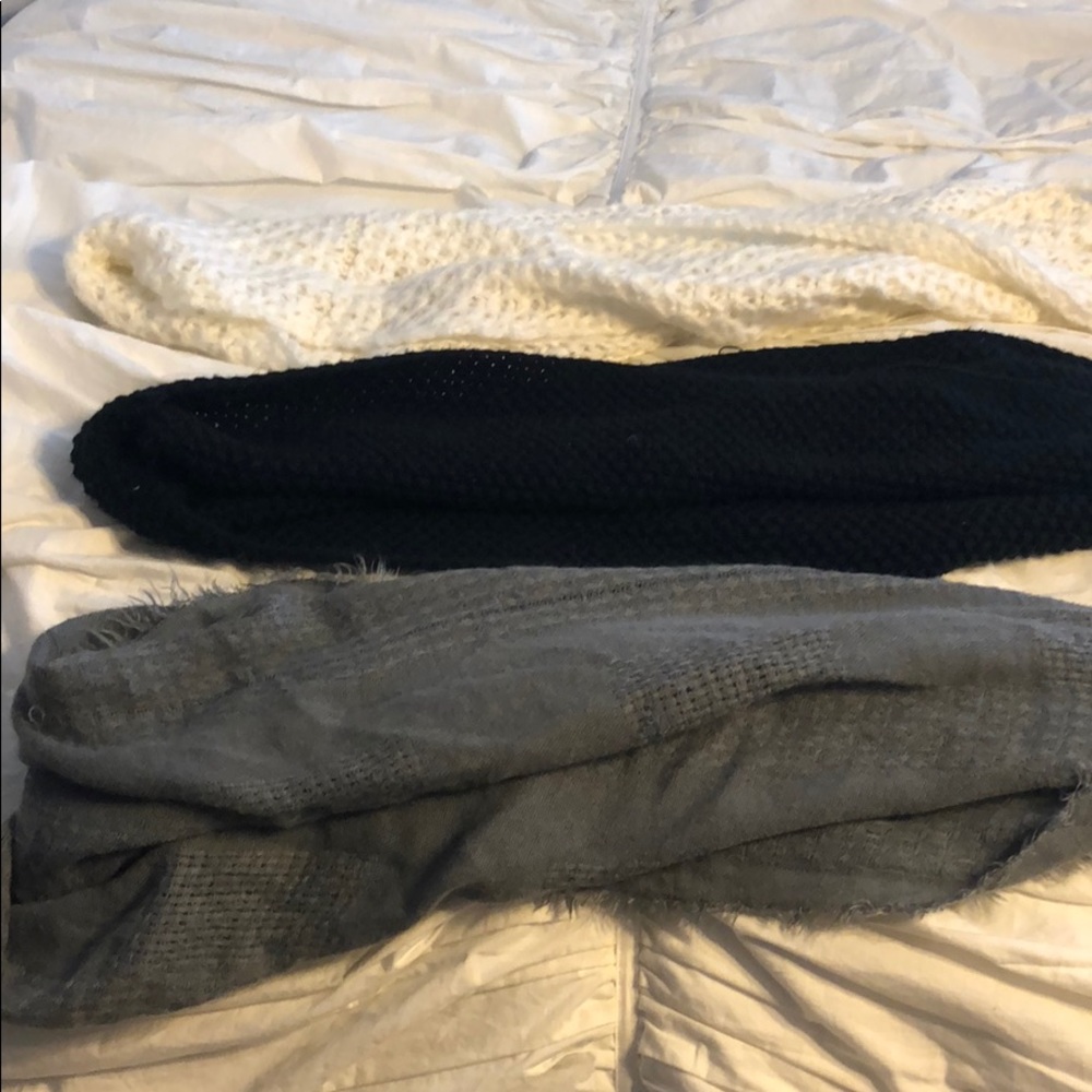 Scarfs